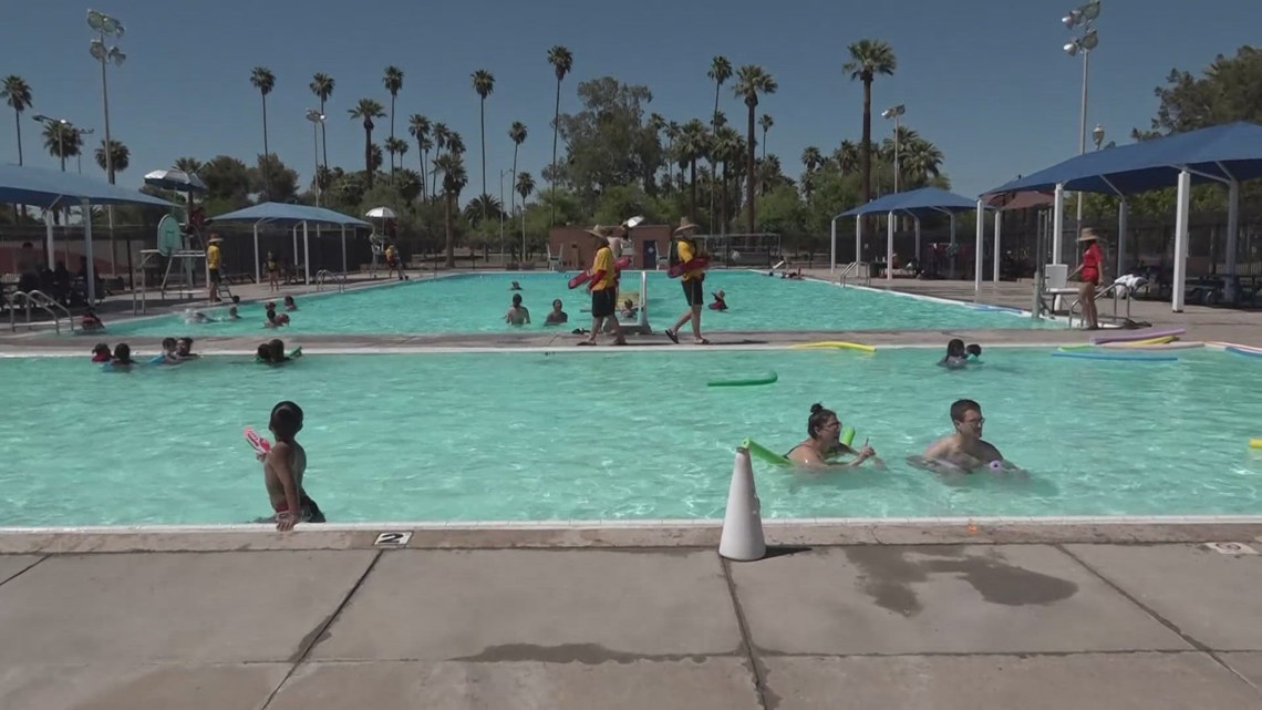 City of Phoenix to fill 200 positions for public pools this summer