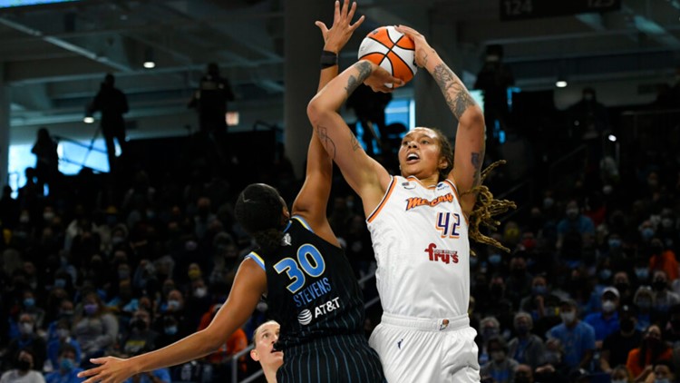 Chicago win first WNBA title with 80-74 win over Phoenix