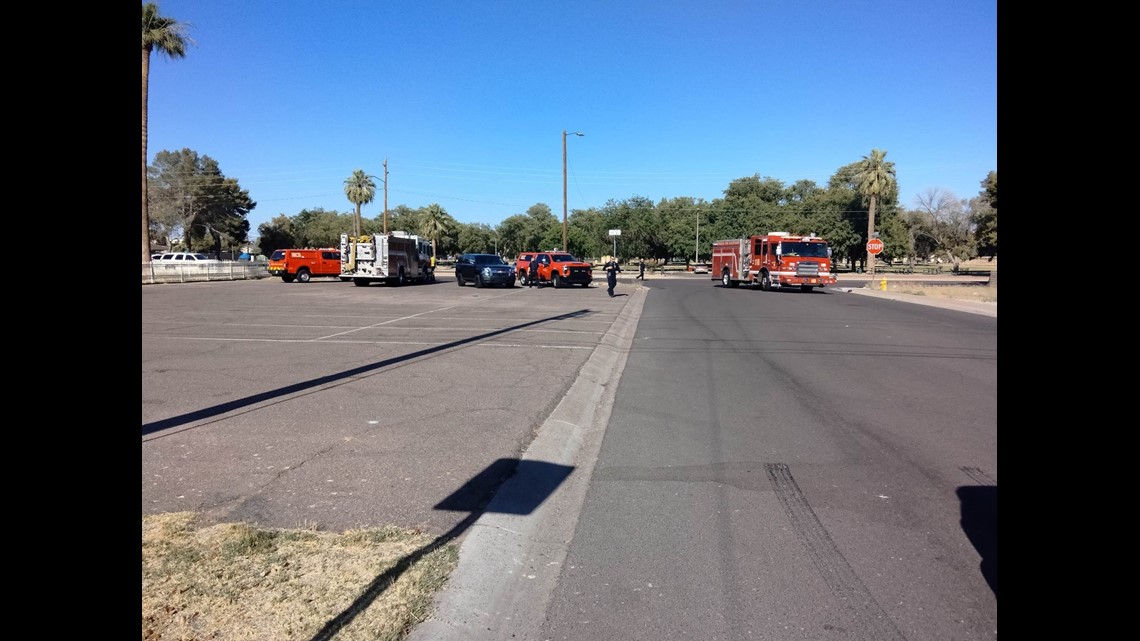 Seorang pria meninggal karena cedera setelah bertabrakan dengan mobil pemadam kebakaran Phoenix