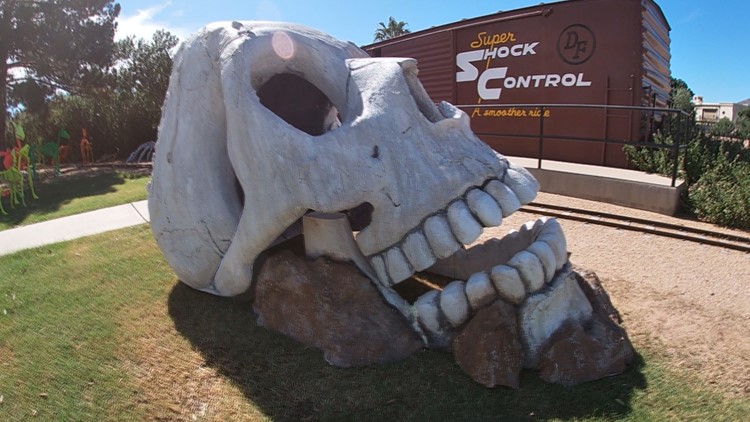 Mysterious giant skull part of Halloween Spook-Track-Ula in Scottsdale