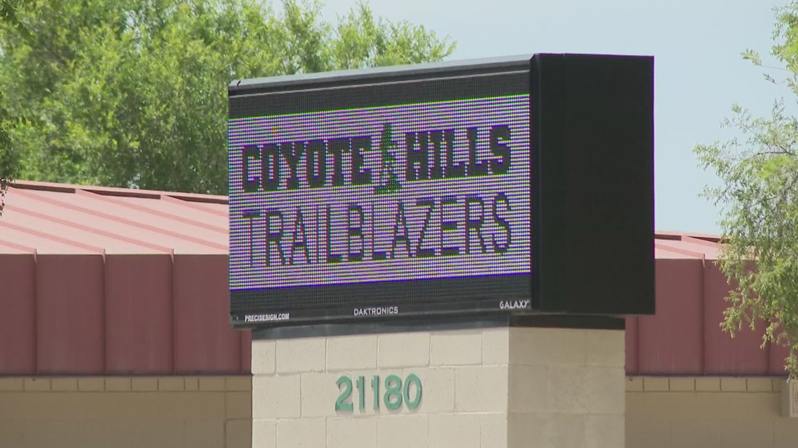 Peoria teacher placed on leave over social media videos to return to class