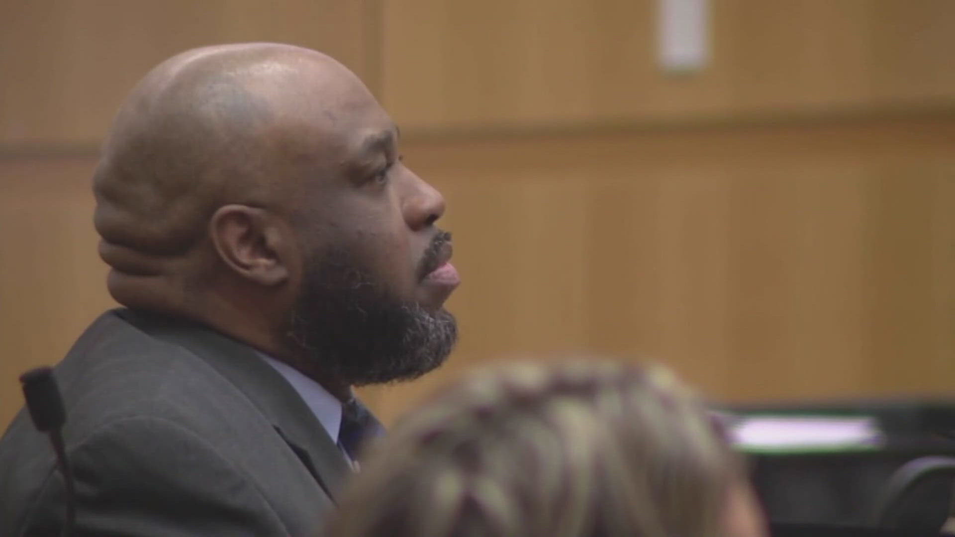 A Jury will decide if a man who killed eight people in Phoenix will get the death penalty or spend life in jail.