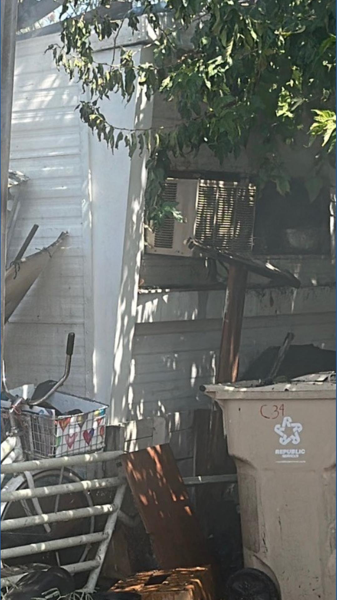 Phoenix man dies after mobile home fire, officials say | 12news.com