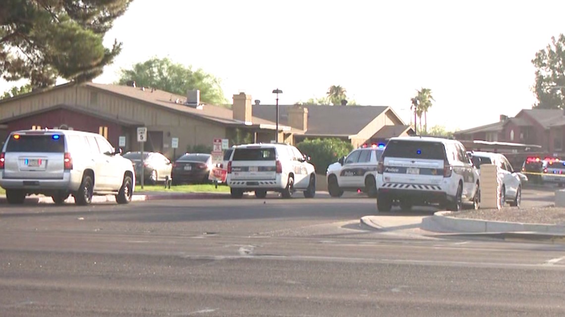 Argumen mengarah ke penembakan tiga kali di apartemen Arizona