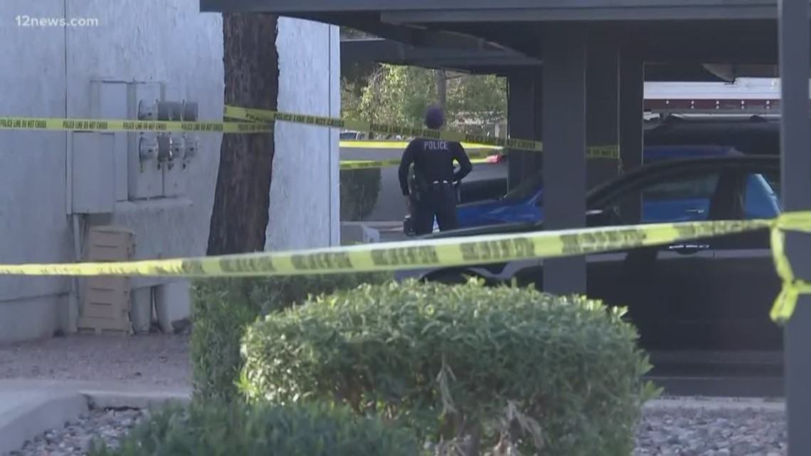 Pregnant woman dies after being stabbed in Tempe parking lot