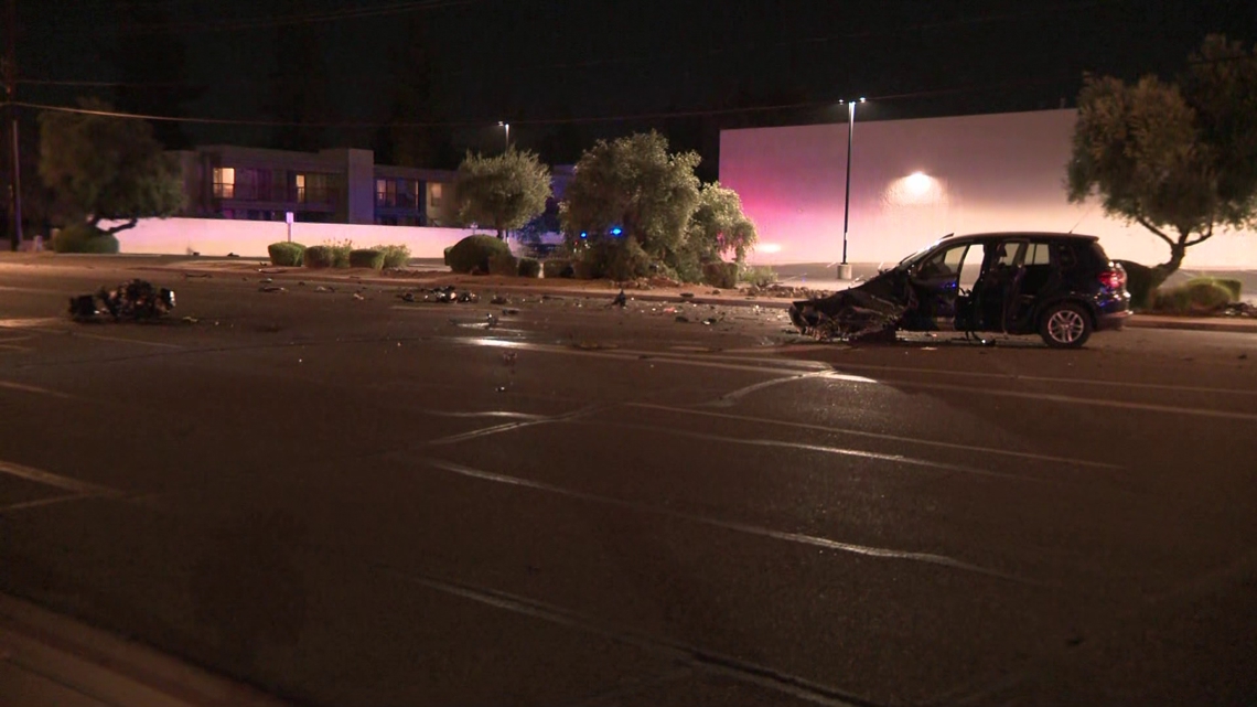 28-year-old killed in fiery car crash in north Phoenix | 12news.com