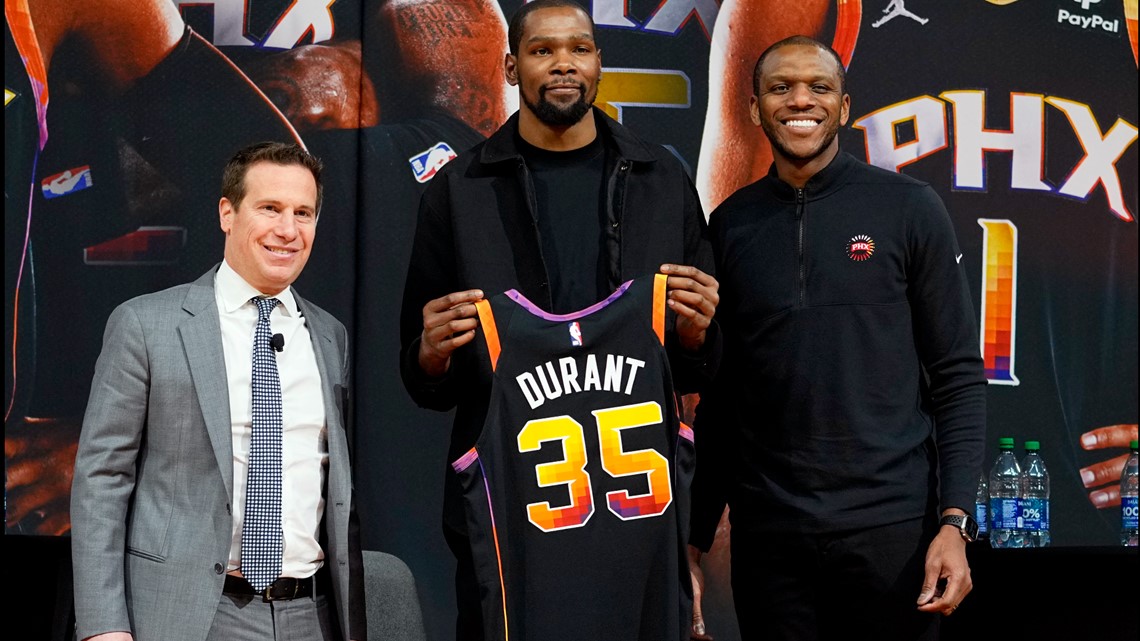 Kevin Durant membuat Suns Debut Rabu vs Hornet