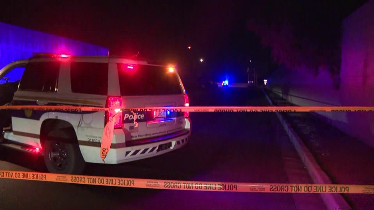 1 dead, 1 seriously hurt after car crashes into wall in Phoenix near I ...