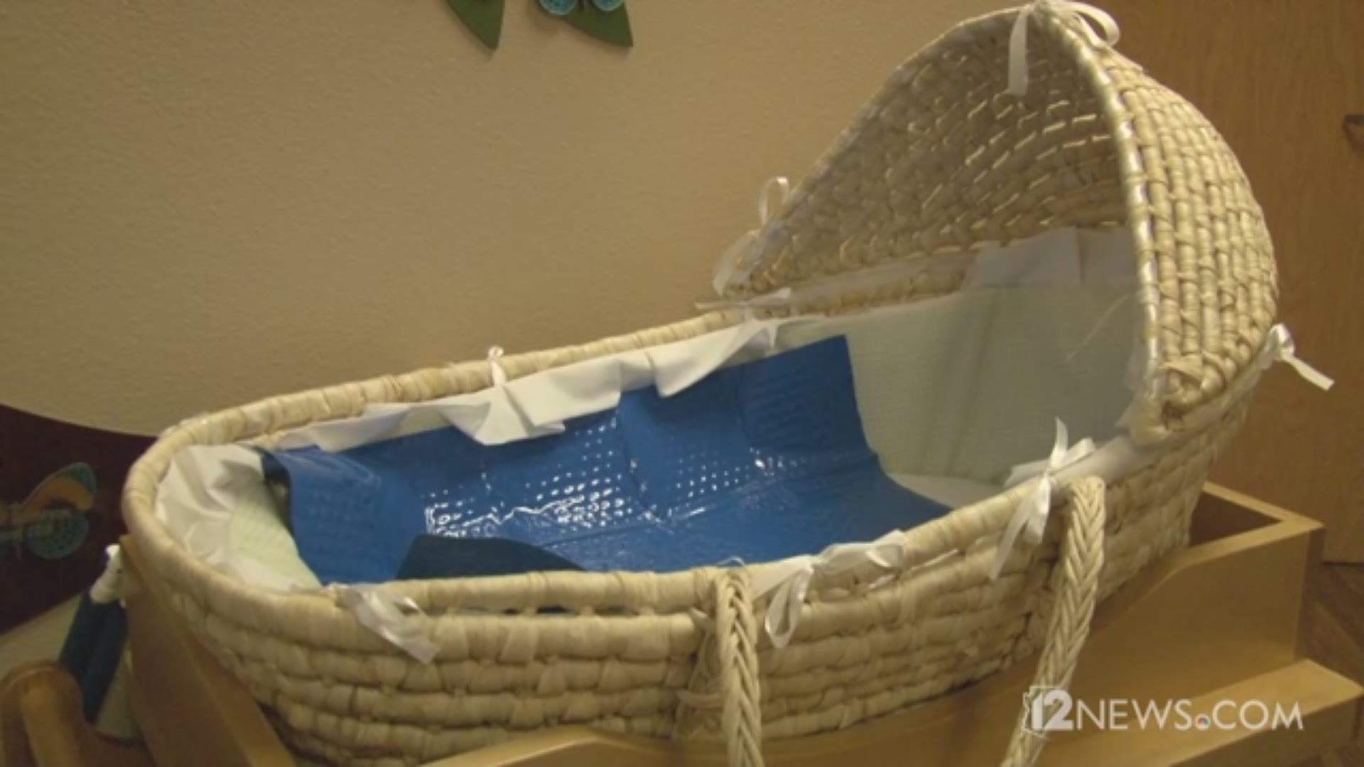 Phoenix mothers advocate for 'Cuddlecot' in hospitals for stillborn parents to grieve