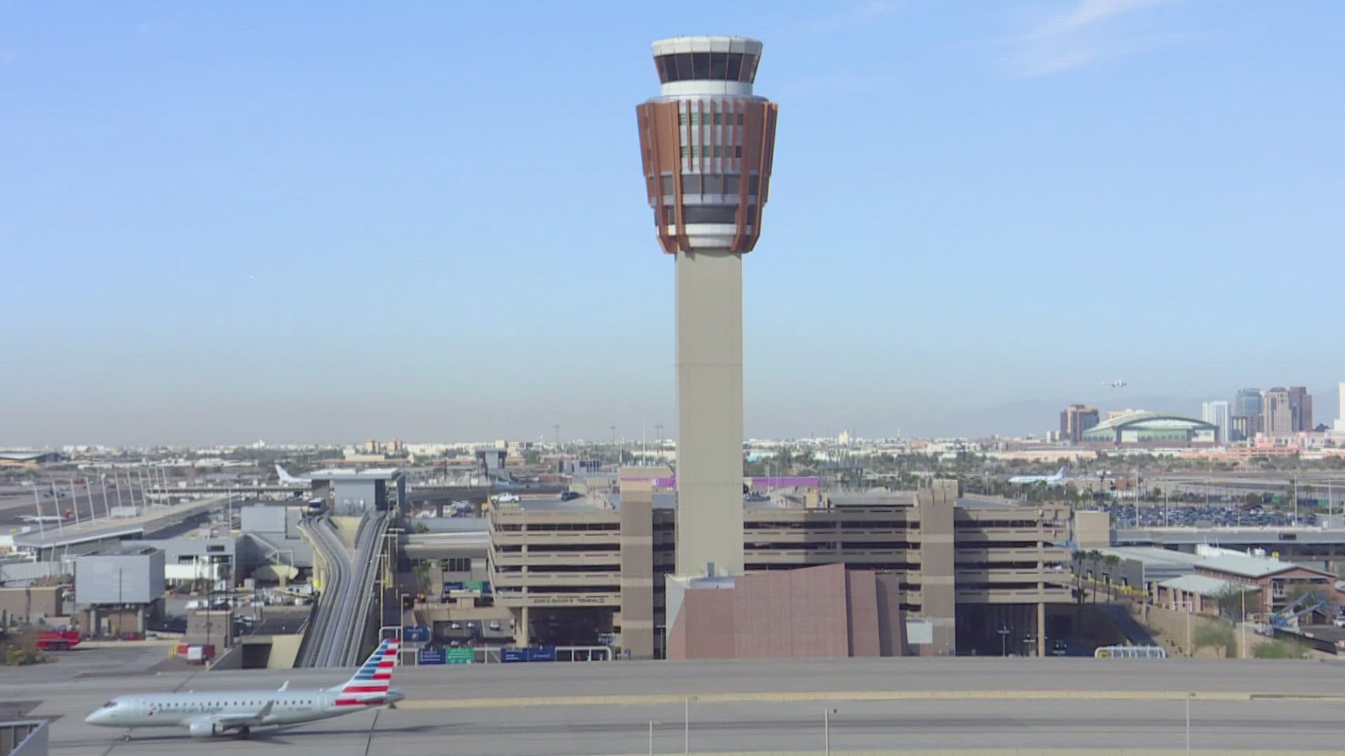 Mayor Gallego just announced new funding a new terminal at Phoenix Sky Harbor airport.