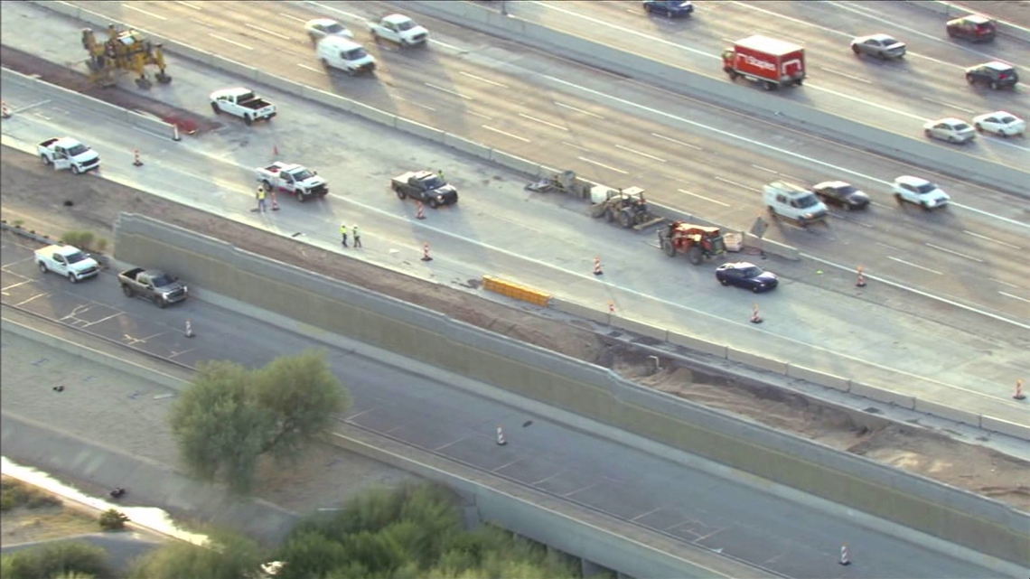 Construction worker dies in Loop 101 crash