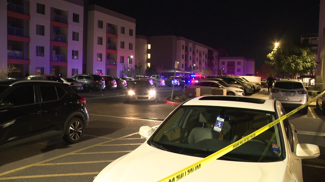 Man dead, another injured after shooting near central Phoenix apartment complex