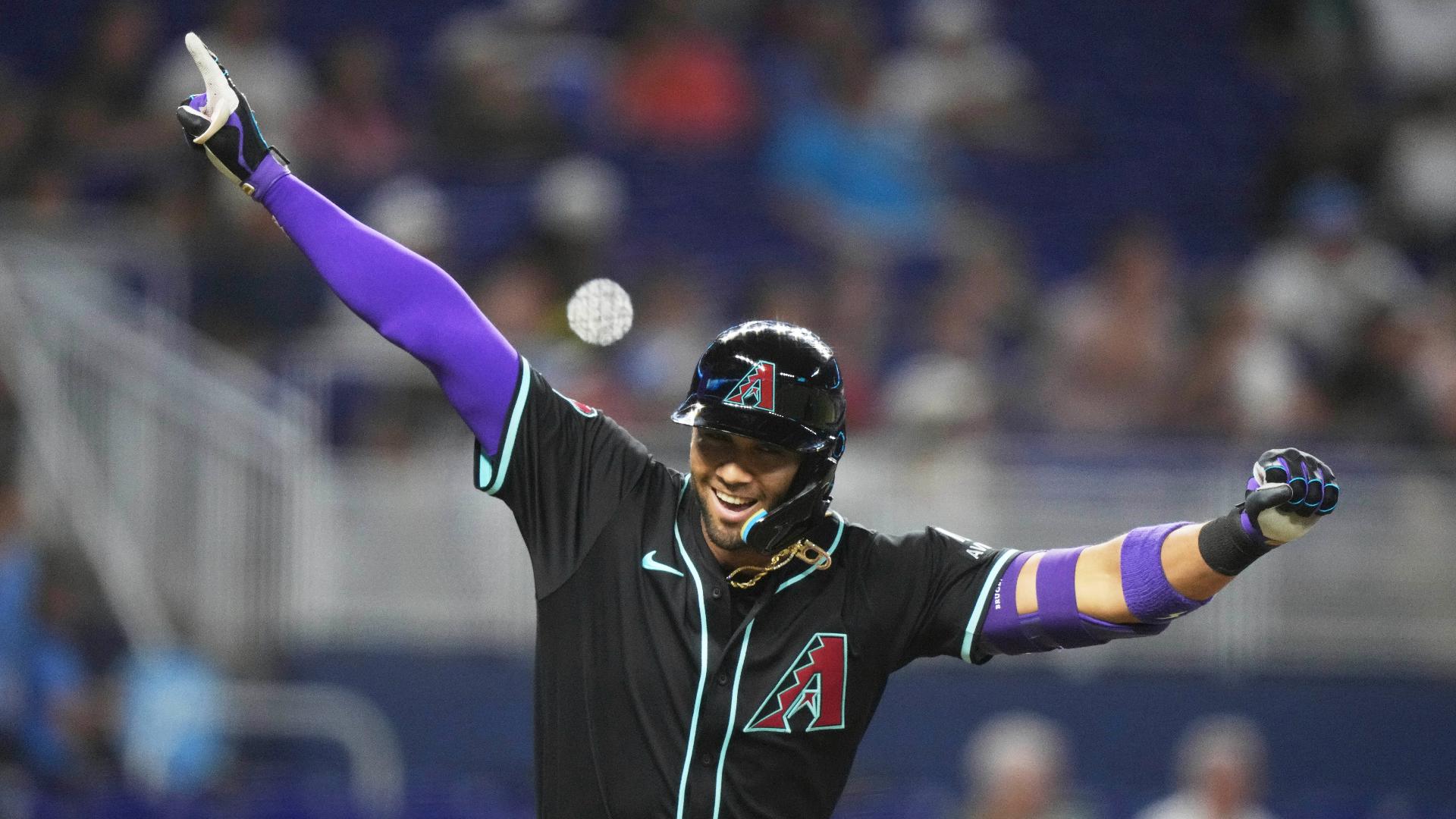 Lourdes Gurriel Jr., jardinero izquierdo de los D-backs comparte con 12News en Español sobre la temporada y más.