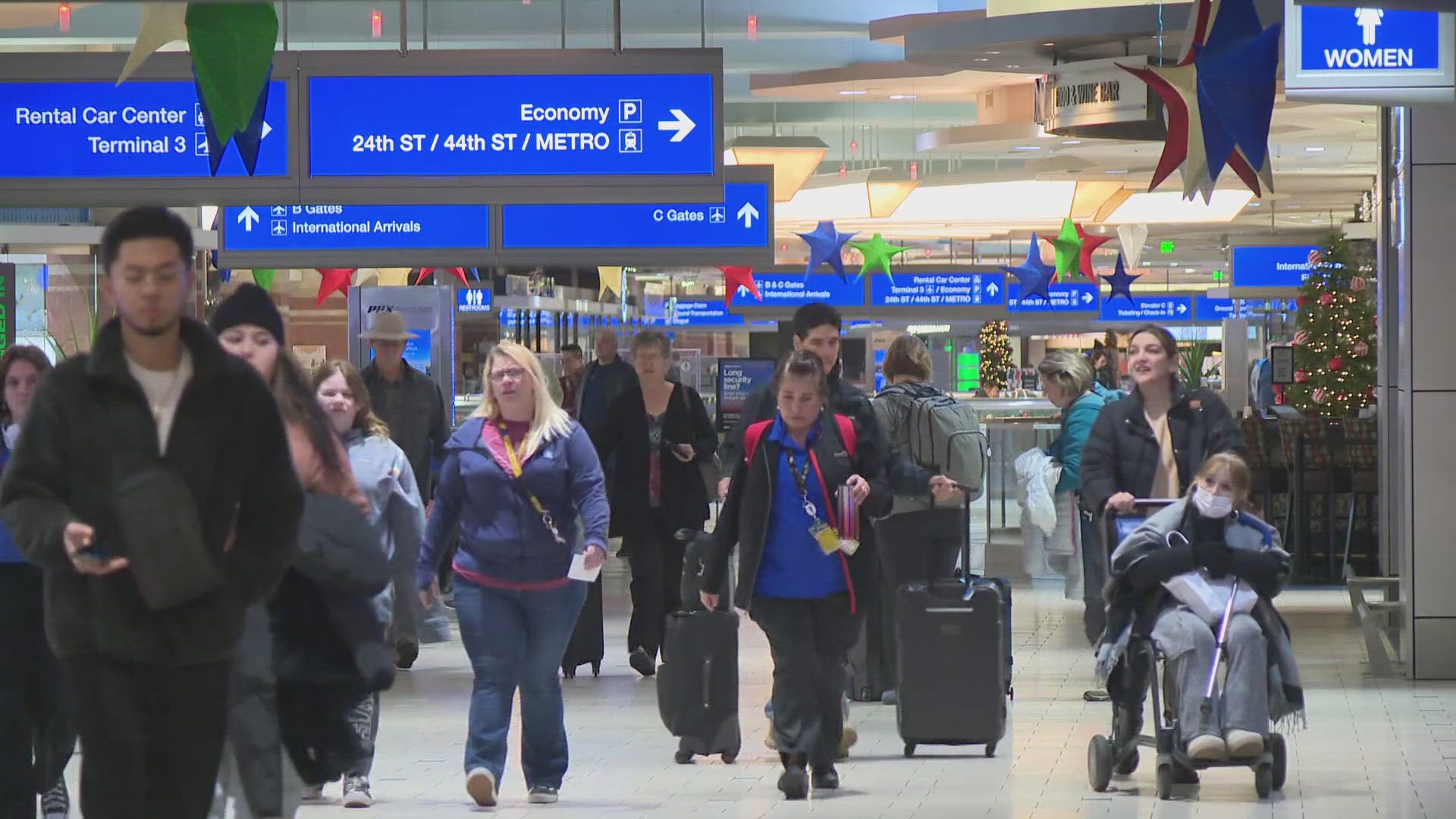 Public health officials have confirmed that a person with measles recently passed through Phoenix Sky Harbor International Airport.