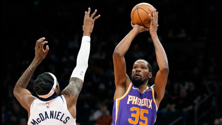 Kevin Durant overcomes nerves in Phoenix debut