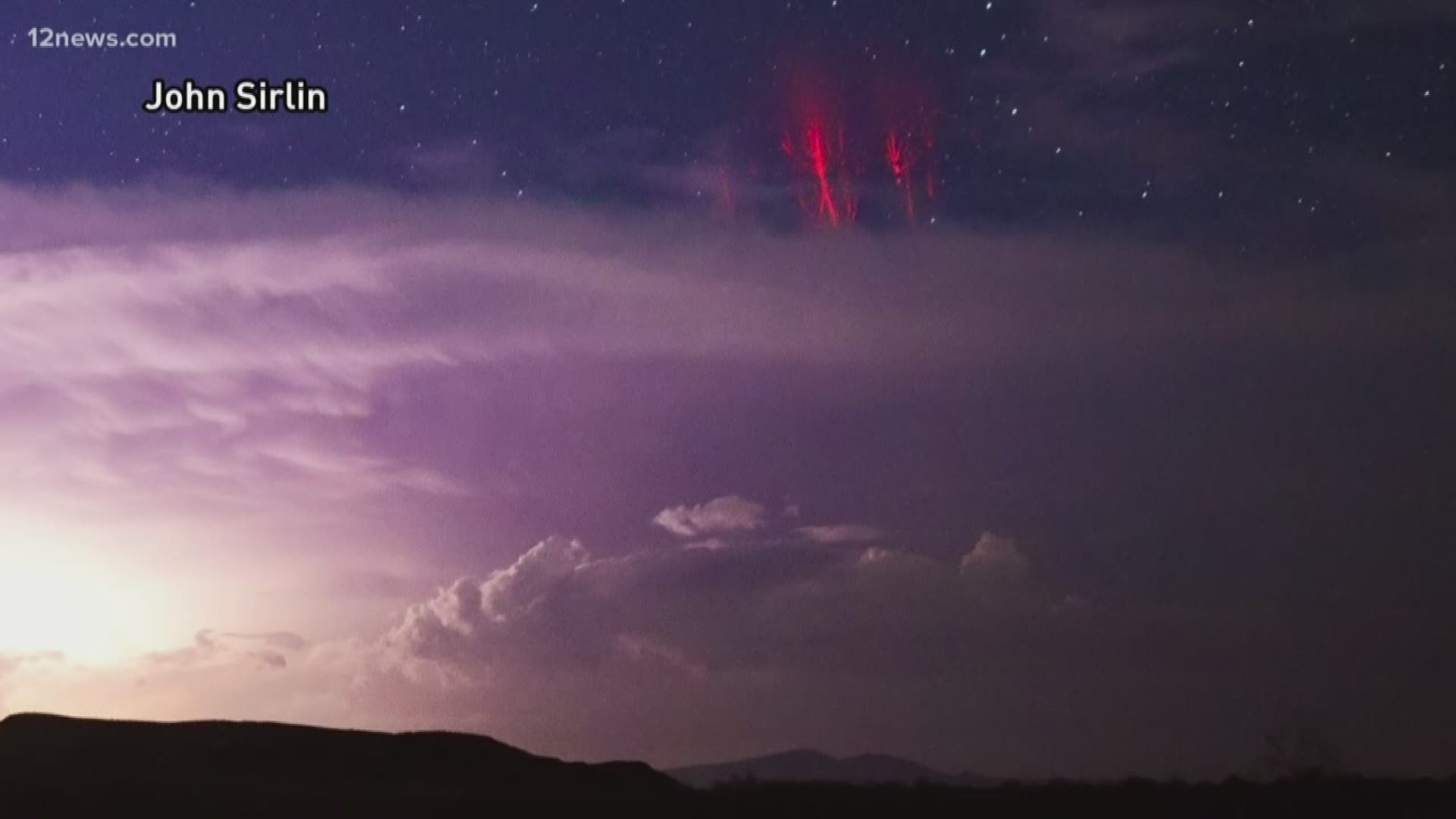Rare 'red sprite' lightning phenomenon caught over Arizona thunderstorm |  