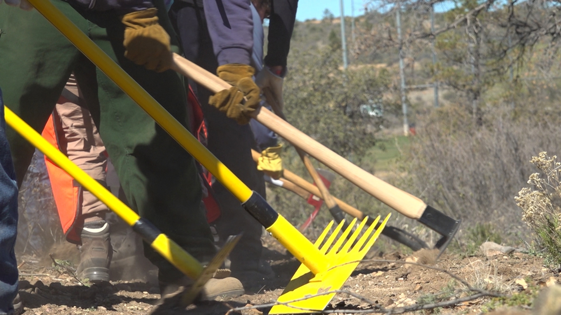 Arizona firefighters brace for heightened wildfire threat amid record heat