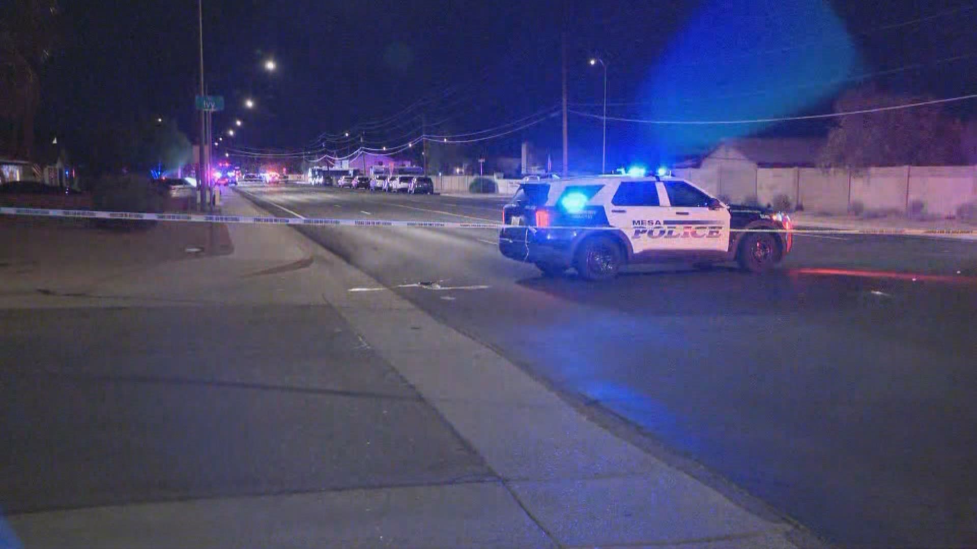 Armed suspect dies after shooting involving Mesa officers