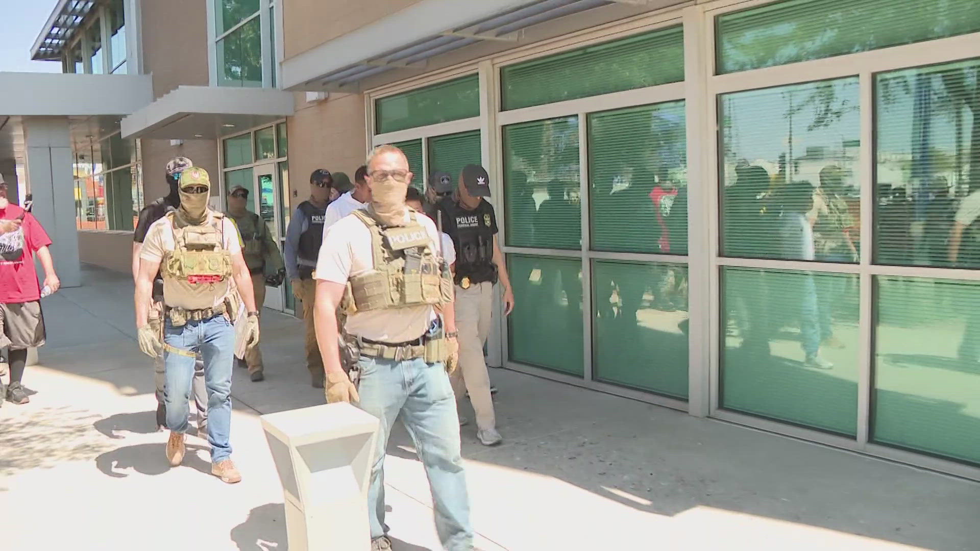 One day after at least three people were detained by ice outside of a Phoenix immigration courthouse ... there was fear another round was coming on Thusday.