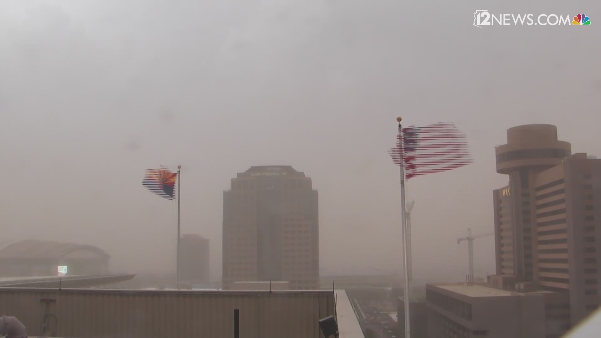 Time lapse: 12 News roof cam catches approaching dust storm