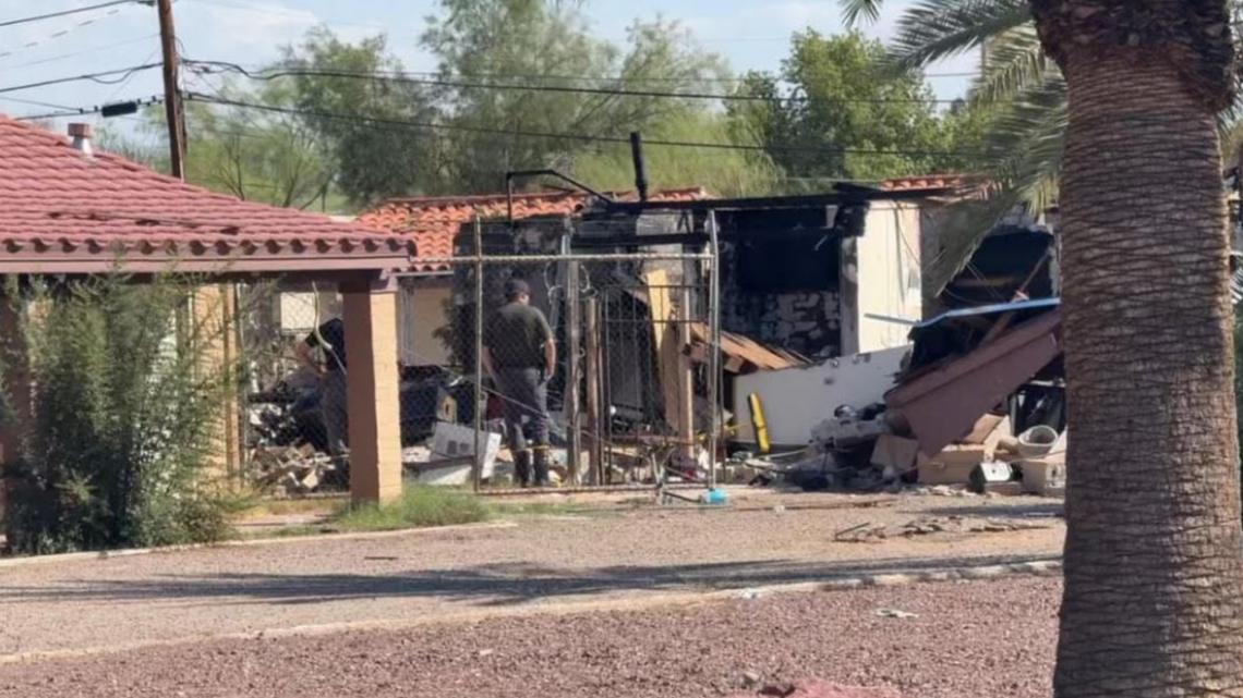 2 dead after explosion in southern Arizona