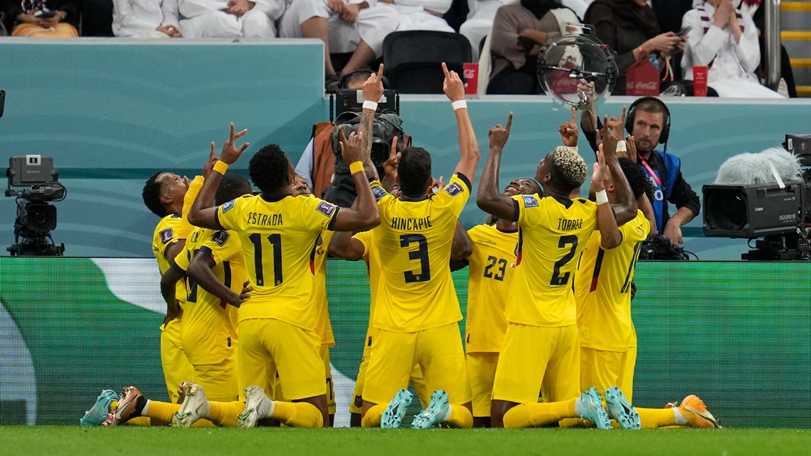 Ekuador mendapatkan Qatar 2-0 en el inicio de la Copa del Mundo
