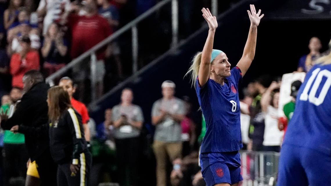 Zach Ertz Wears Wife Julie's Women's World Cup Jersey on Training