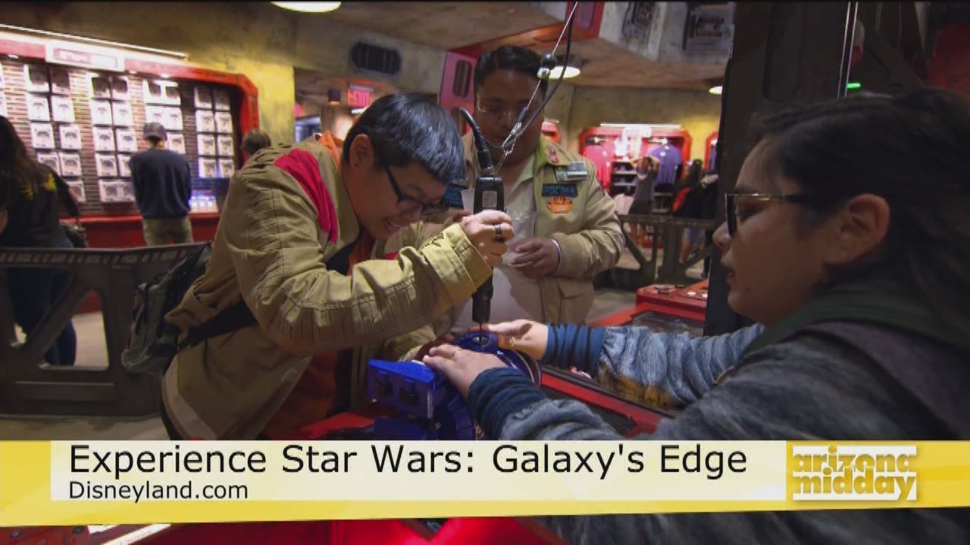 Destry teams up with Tracie Alt from Disneyland to build a custom droid and show us all the fun you can have with it in Star Wars: Galaxy's Edge