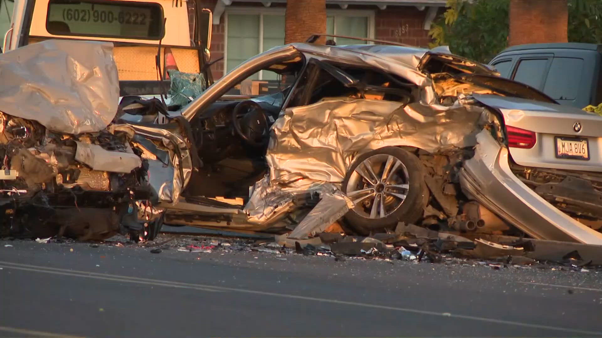 3-car crash leaves 1 dead in Phoenix | 12news.com