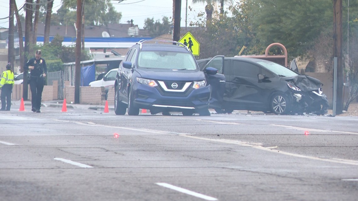 Fire: 2 kids taken to hospital after Phoenix car crash | 12news.com