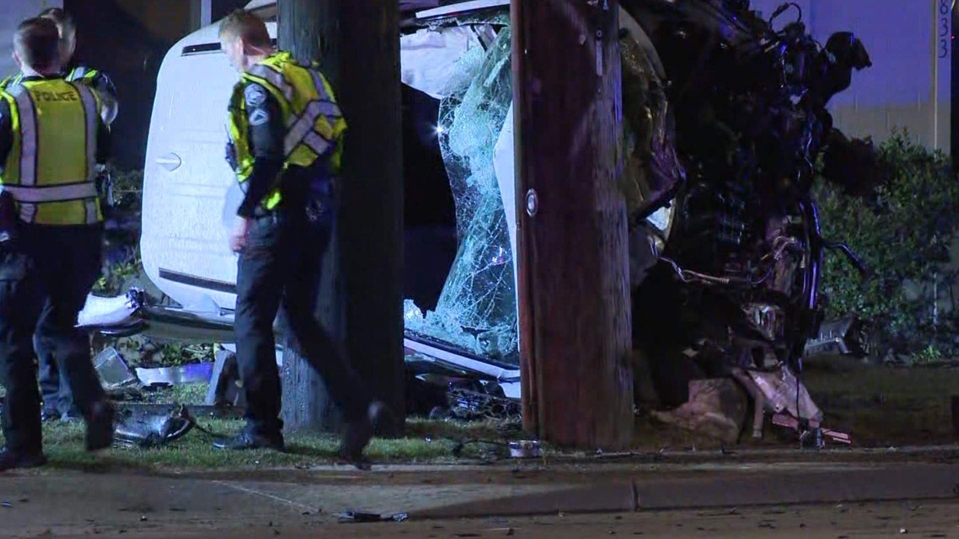Teen hospitalized after crash in Glendale | 12news.com