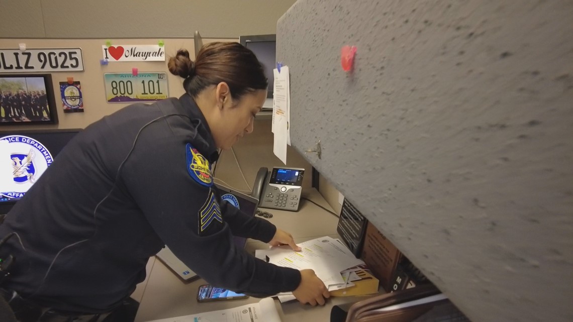 Departemen Kepolisian Phoenix ingin mempekerjakan lebih banyak petugas wanita
