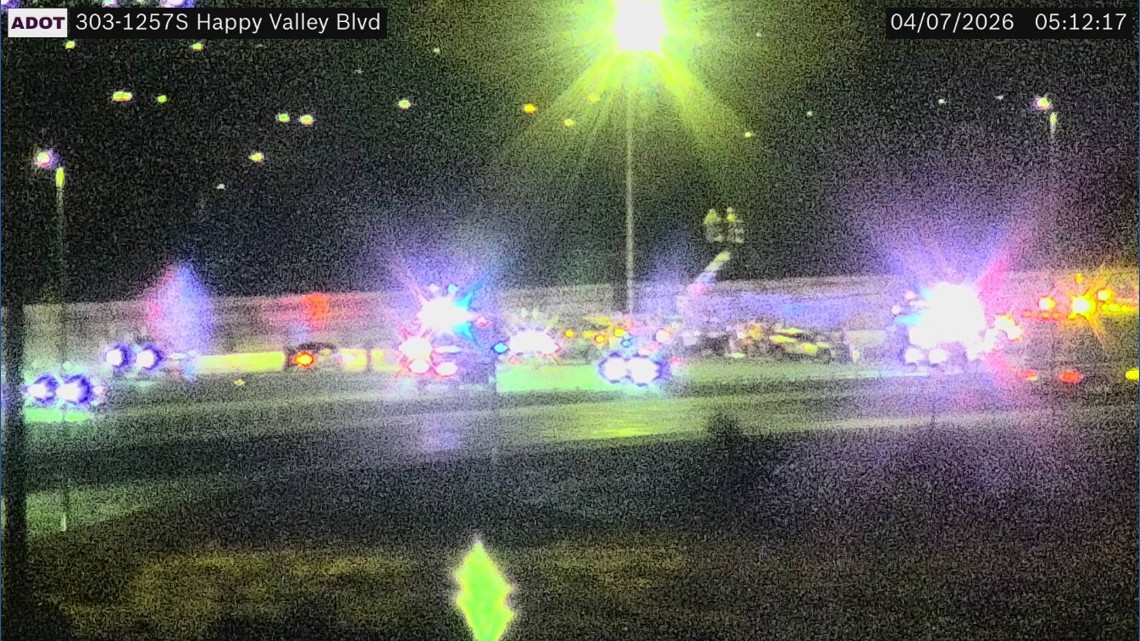 Construction vehicle crash occurs on northbound Loop 303 by Happy Valley Road