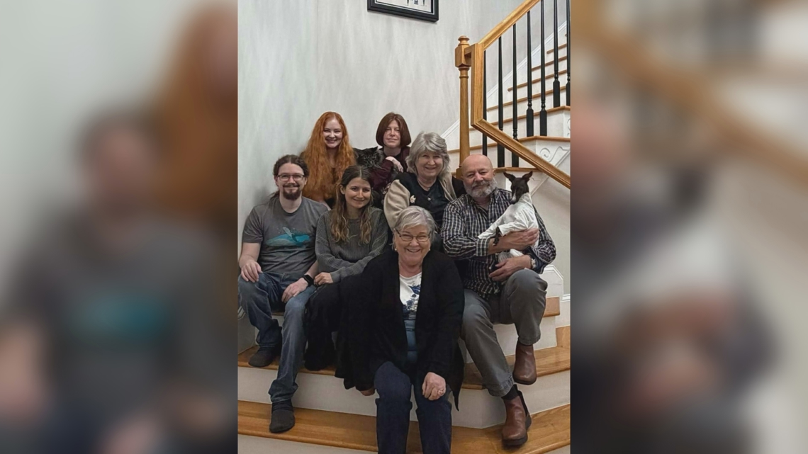 'They wouldn't be here': Son grateful to bystanders who helped rescue his family from fiery car wreck Jeffrey Johnson...