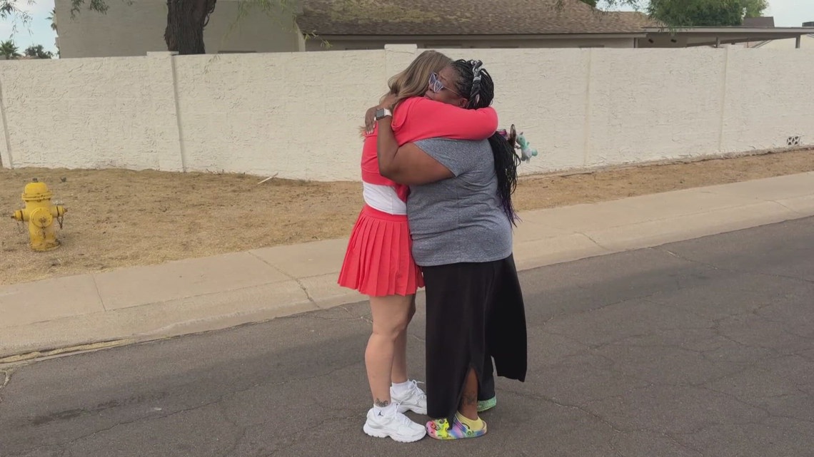 Arizona mother reunites with former CPS caseworker to thank her for changing her life