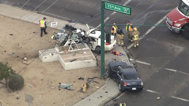 FD: 1 dead, 3 critically injured in multi-vehicle crash in west Phoenix