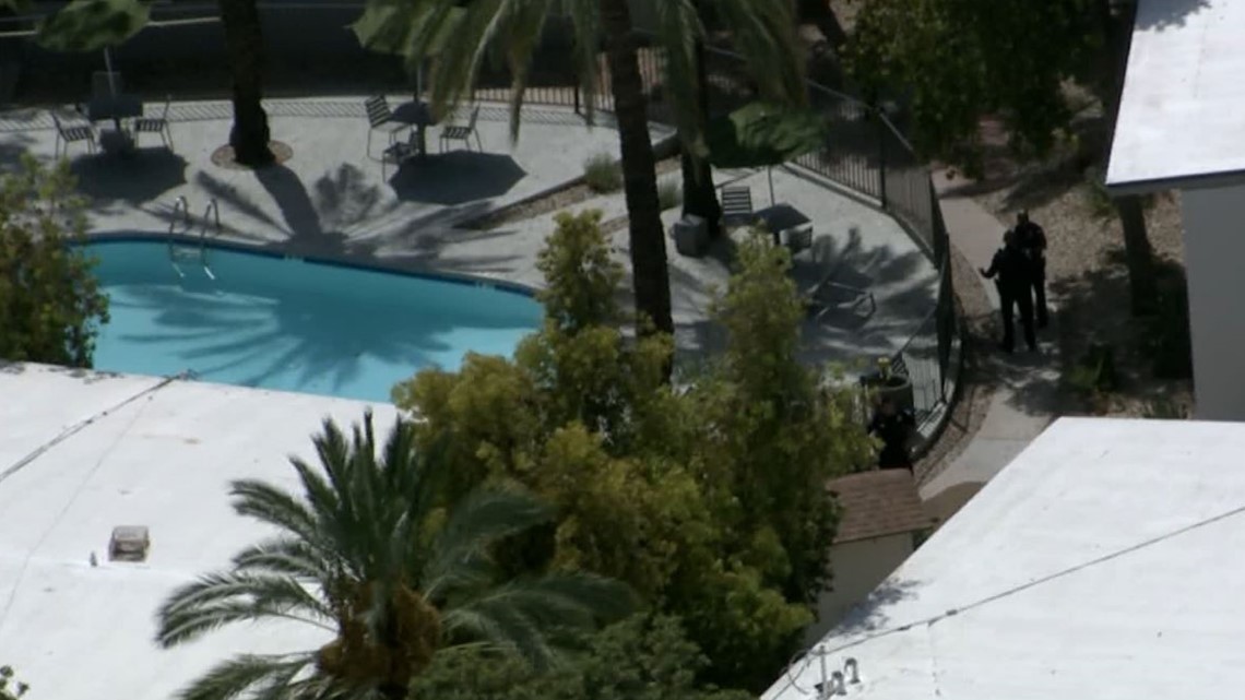 Phoenix boy in critical condition after being pulled from pool - Vimarsana News