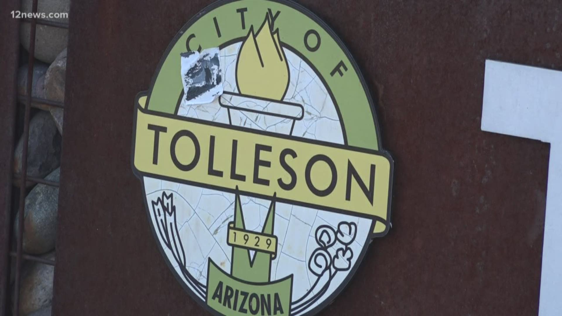 Residents of Tolleson disagree with a report that says the city is the least safe in Arizona. Team 12's Rachel Cole has the story.