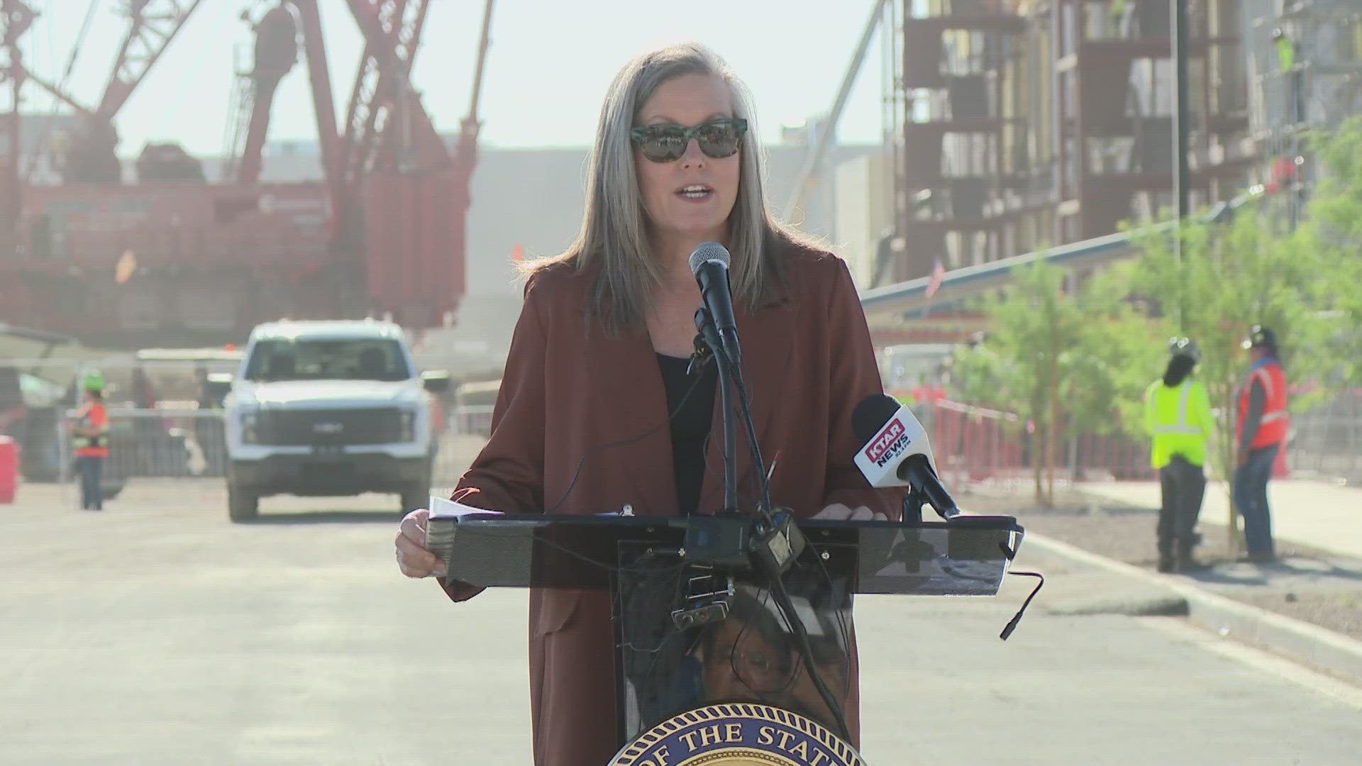 Gov. Katie Hobbs signed a voluntary safety agreement aimed at protecting workers at the TSMC site in north Phoenix.