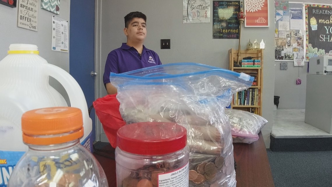 Phoenix 8th grader uses class project to help people in need - Vimarsana News