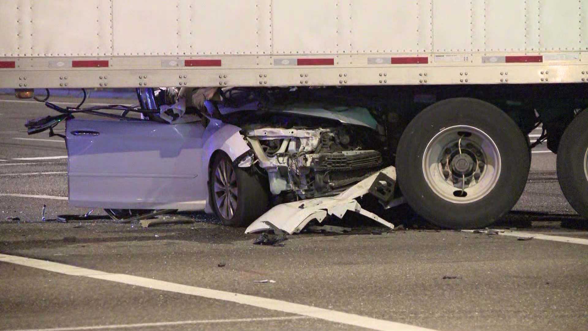 At least 1 dead after crash involving semi-truck in west Phoenix