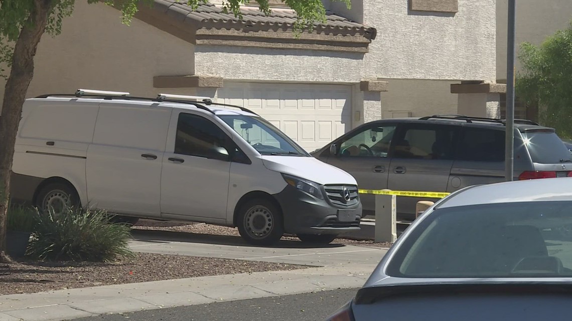 Phoenix shooting leaves teen dead | 12news.com