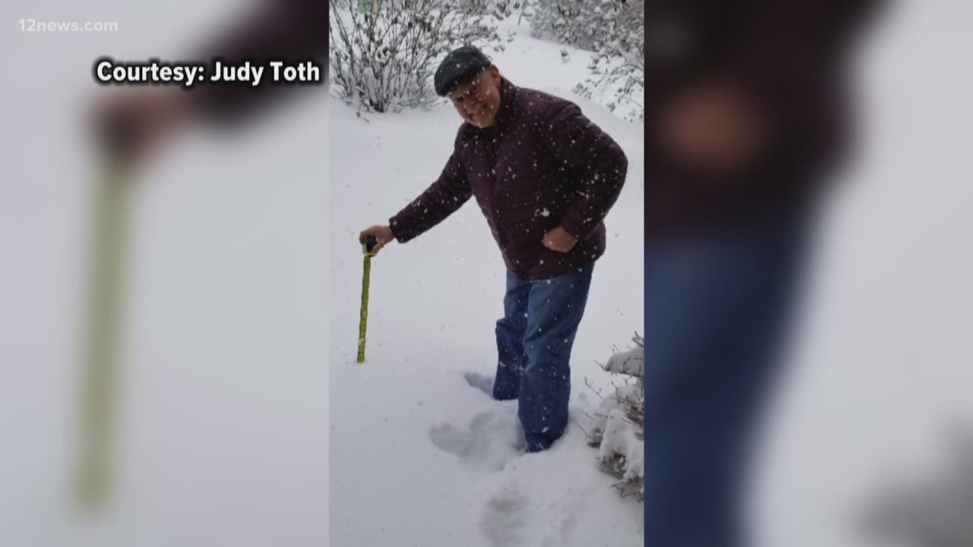 The mayor of Prescott has declared a state of emergency as the town is expected to get hit by two feet of snow. Not everyone is complaining though, a lot of people are enjoying it!