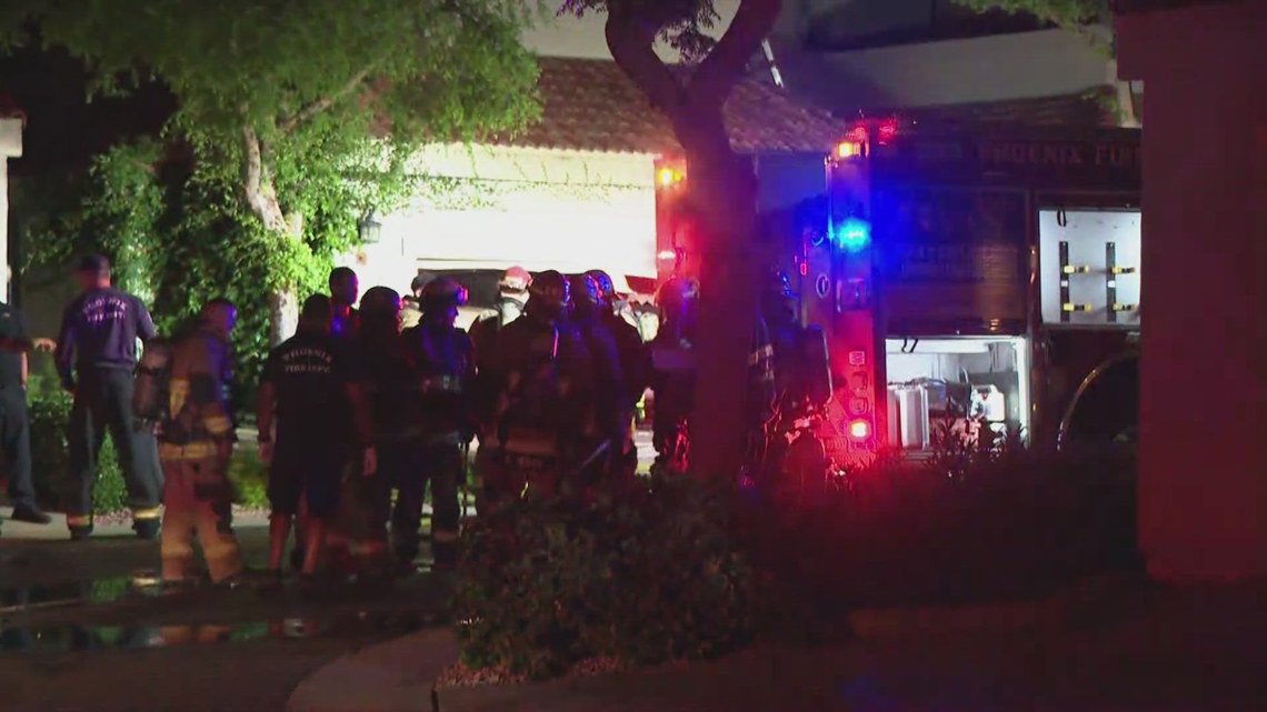 Man dies after being pulled from burning home in Phoenix | 12news.com