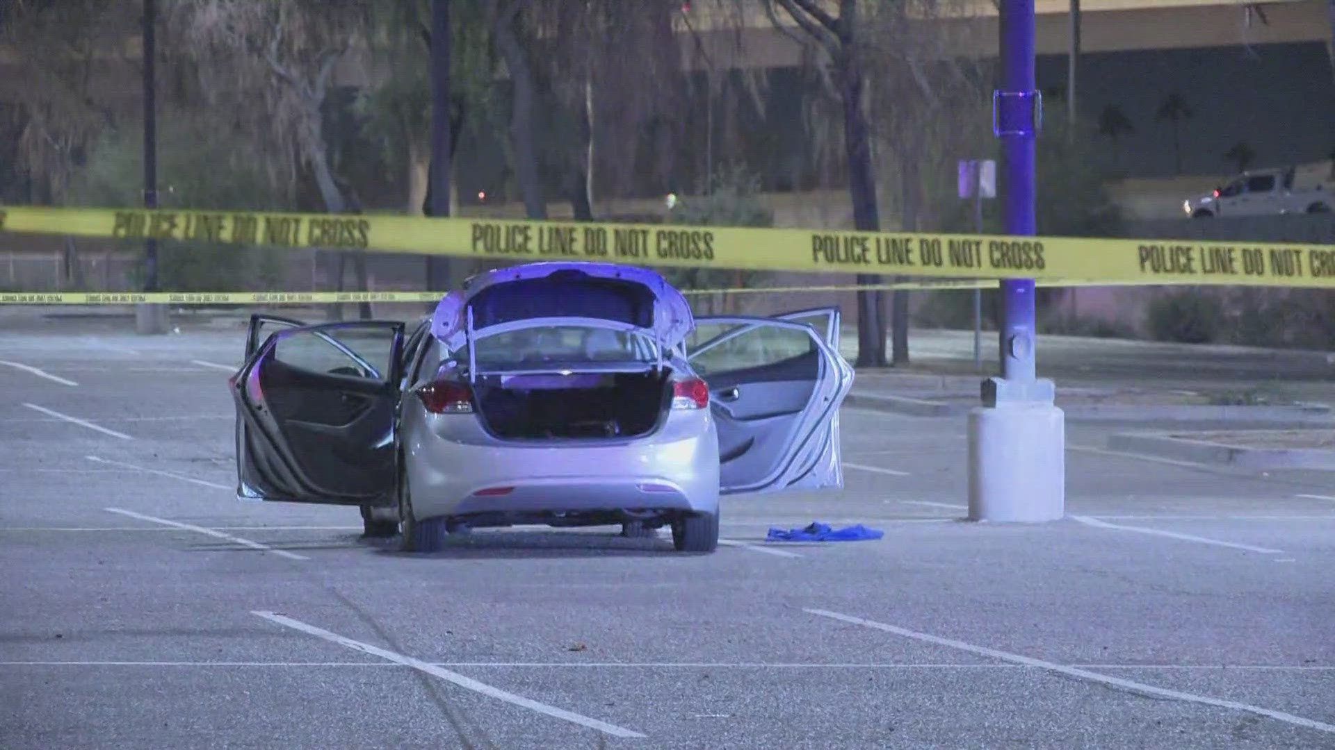 Driver found with gunshot wounds after crashing at Arizona Mills Mall ...