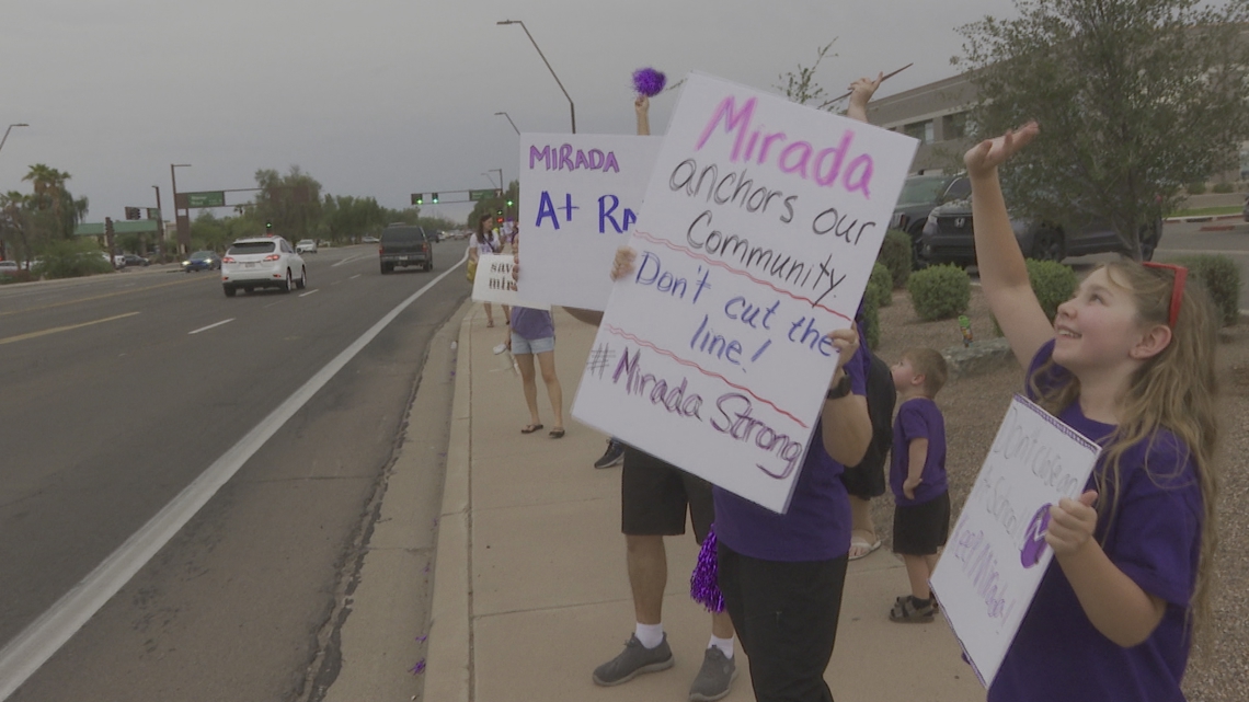 Parents and students protest Kyrene school closures as board determines district's fate