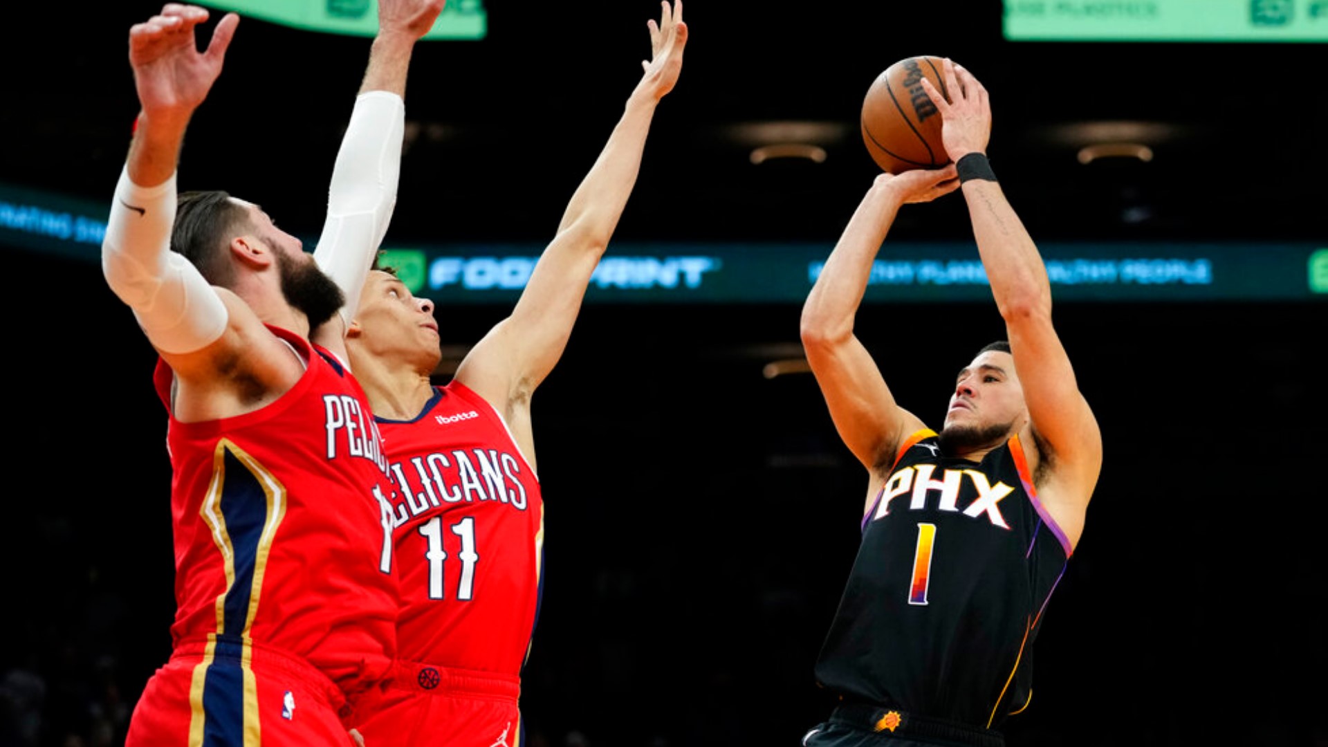 Suns' Booker has left groin strain, will miss 4 weeks