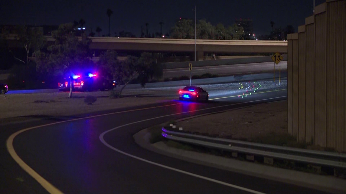 1 person dead after crash in central Phoenix
