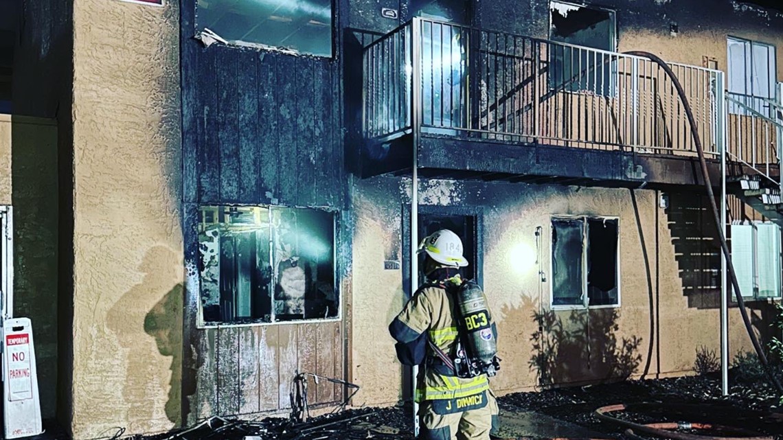 Orang Samaria yang baik hati menyelamatkan keluarga Phoenix dari kebakaran apartemen