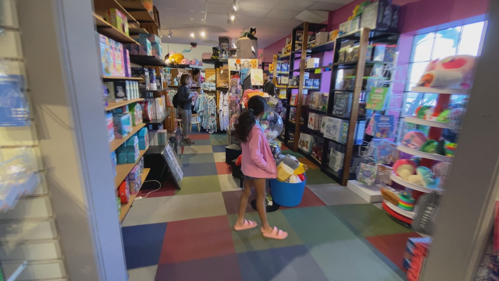Scottsdale toy store 'Kidstop' to close amid inflation, high rent